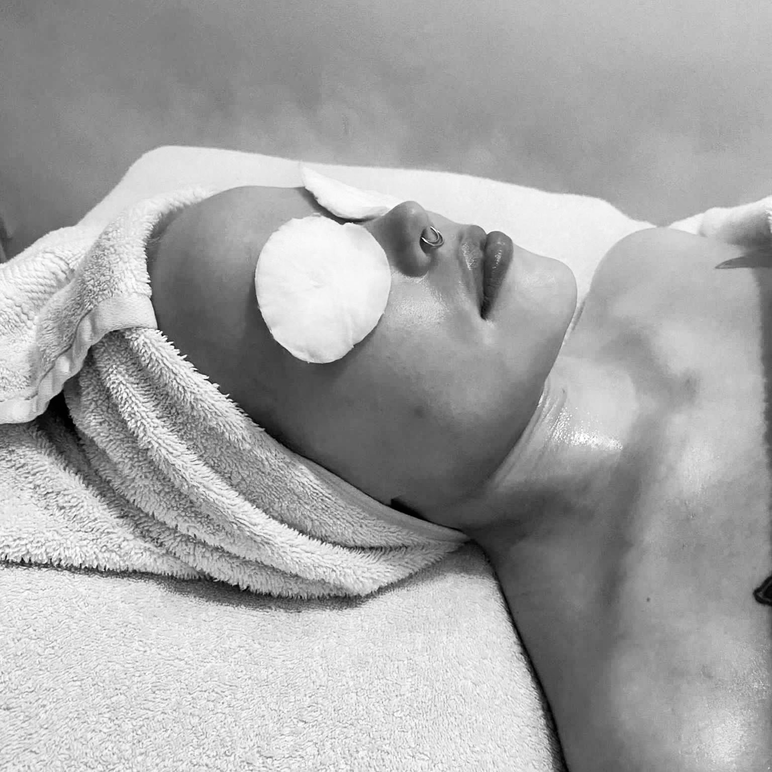 Read more about the article The benefits of Facial Treatments
